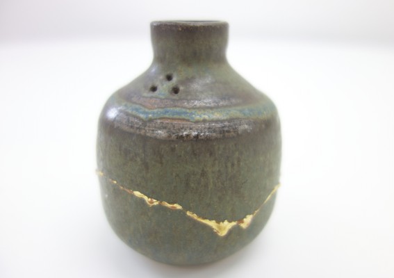 Stella Brennan, Green Vase